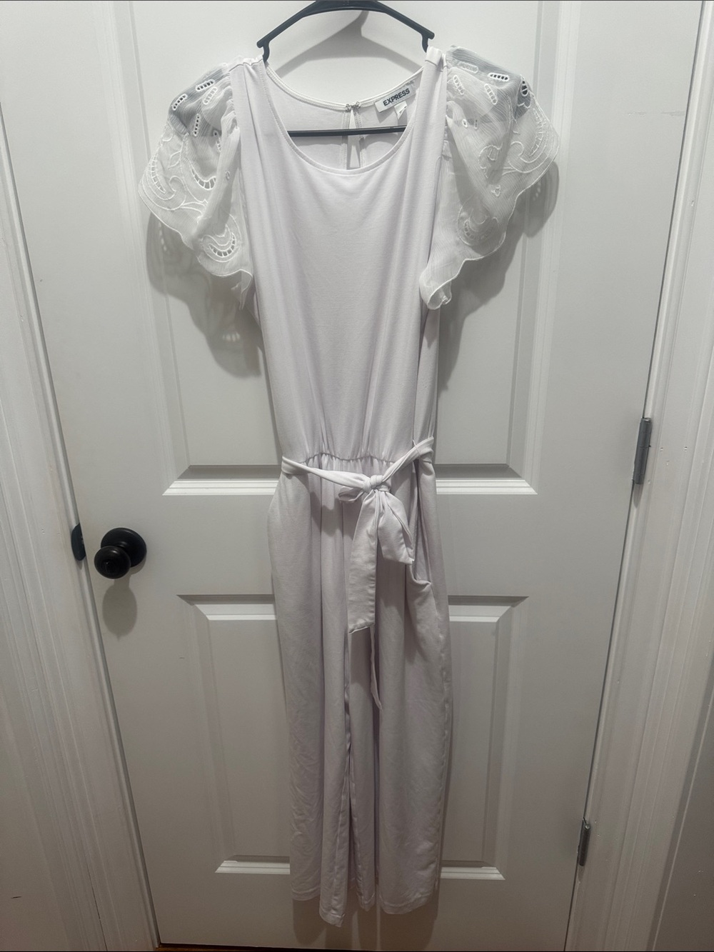 Express White Scoop Neck Jumpsuit with Tie Waist - Picture 1 of 3
